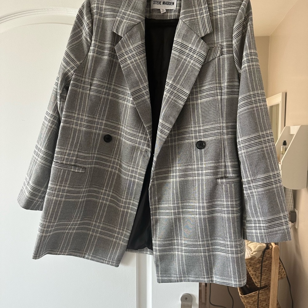 SOLD Steve Madden Plaid Oversized Blazer
